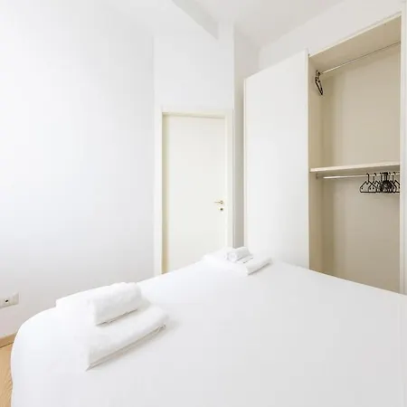 Eleganza In Porta Venezia - 4 Posti Letto Con Ac Апартаменты