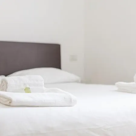 Апартаменты Eleganza In Porta Venezia - 4 Posti Letto Con Ac *