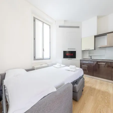 Апартаменты Eleganza In Porta Venezia - 4 Posti Letto Con Ac *