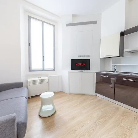 Eleganza In Porta Venezia - 4 Posti Letto Con Ac Апартаменты Милан