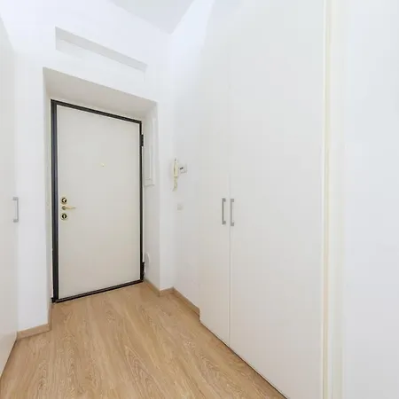 Eleganza In Porta Venezia - 4 Posti Letto Con Ac Милан