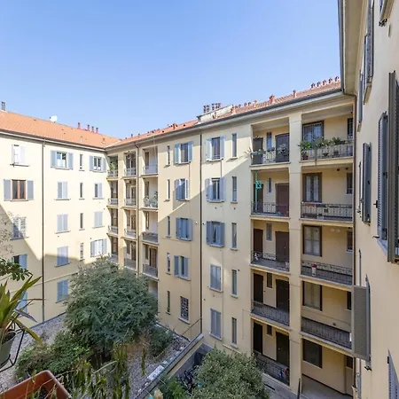 Eleganza In Porta Venezia - 4 Posti Letto Con Ac Апартаменты